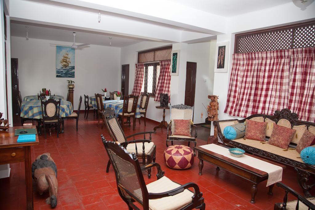 Dehiwala-Mount Lavinia Blue Seas Guest House מראה חיצוני תמונה