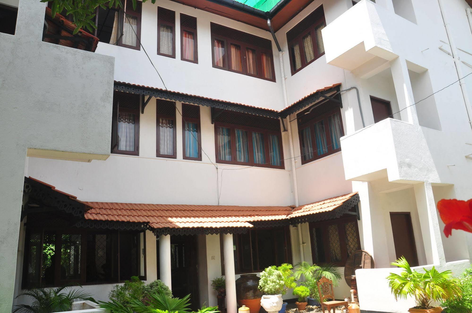 Dehiwala-Mount Lavinia Blue Seas Guest House מראה חיצוני תמונה